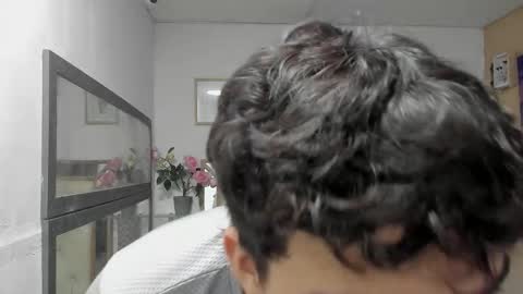 heiker_ online show from October 8, 2025, 2:53 am