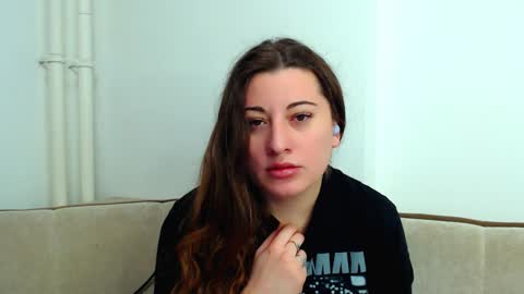 helen_adams_ online show from December 2, 2024, 4:53 am