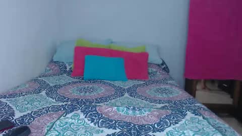 Helen online show from November 24, 2025, 7:46 pm