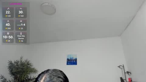 helen_miller online show from October 17, 2025, 11:40 pm