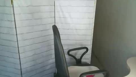 Helen online show from December 19, 2025, 5:25 am