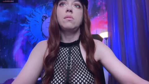 Snapshot of helena__femdom chatting on July 12, 2026, 2:52 pm Helena online show from July 12, 2026, 2:52 pm