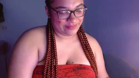 Snapshot of helena_grant chatting on February 14, 2025, 3:15 pm Helena online show from February 14, 2025, 3:15 pm