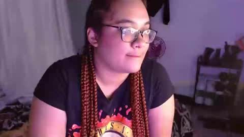 Snapshot of helena_grant chatting on February 20, 2025, 7:52 pm Helena online show from February 20, 2025, 7:52 pm