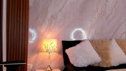 Helena Santos  online show from January 17, 2026, 11:26 am