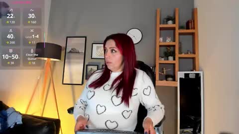 Snapshot of helenaduque_ chatting on December 1, 2025, 11:48 am Helena online show from December 1, 2025, 11:48 am