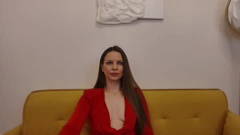 Helen online show from November 19, 2025, 8:14 am