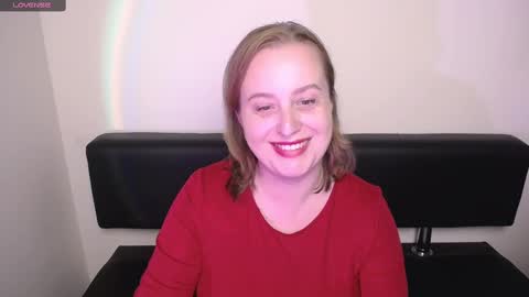 Snapshot of helenbrais chatting on September 29, 2025, 7:35 am Helen online show from September 29, 2025, 7:35 am
