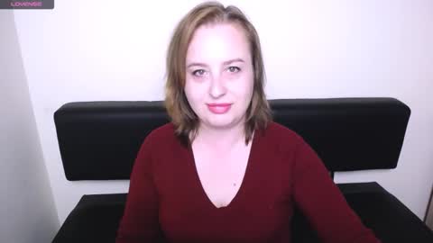 Snapshot of helenbrais chatting on October 2, 2025, 6:42 am Helen online show from October 2, 2025, 6:42 am