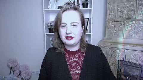 Snapshot of helenbrais chatting on October 13, 2025, 6:46 am Helen online show from October 13, 2025, 6:46 am