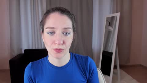 Helen online show from October 6, 2025, 2:31 am