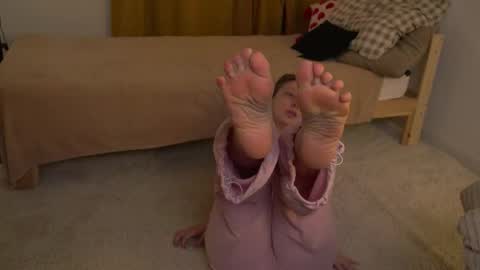 Helga online show from March 3, 2026, 12:44 pm