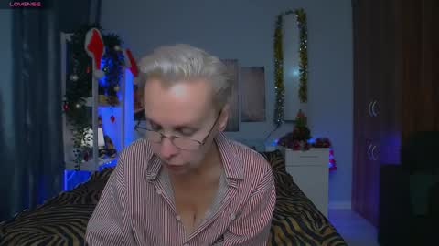 Helga online show from January 5, 2025, 11:12 pm