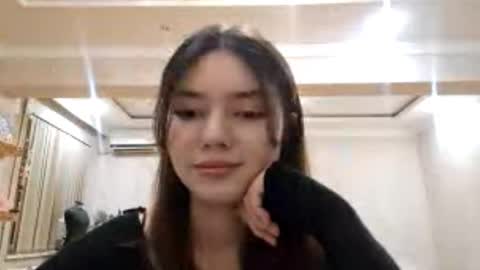 Alice online show from November 12, 2025, 3:12 pm