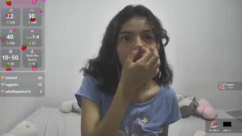 Snapshot of helia_n_amy chatting on January 12, 2025, 8:14 am Helia Transfem and Amy online show from January 12, 2025, 8:14 am