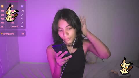 Snapshot of helia_n_amy chatting on January 21, 2025, 5:16 am Helia Transfem and Amy online show from January 21, 2025, 5:16 am