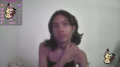 Snapshot of helia_n_amy chatting on January 23, 2025, 5:31 pm Helia Transfem and Amy online show from January 23, 2025, 5:31 pm