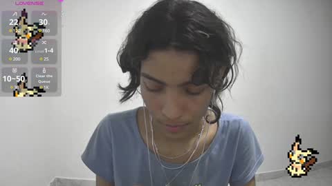 Snapshot of helia_n_amy chatting on February 1, 2025, 2:16 am Helia Transfem and Amy online show from February 1, 2025, 2:16 am