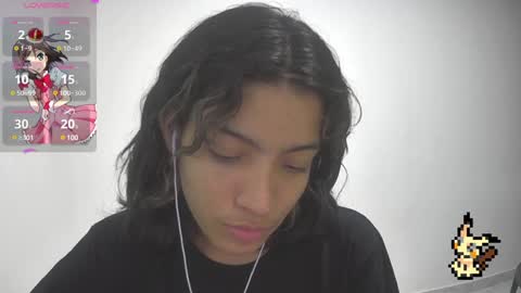 Snapshot of helia_n_amy chatting on February 4, 2025, 6:14 am Helia Transfem and Amy online show from February 4, 2025, 6:14 am