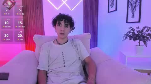 helios_obscuro online show from October 25, 2025, 3:14 am