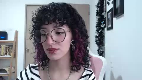 Snapshot of hell_666_xxx chatting on February 27, 2025, 7:04 pm cher online show from February 27, 2025, 7:04 pm