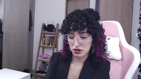 Snapshot of hell_666_xxx chatting on March 7, 2025, 10:32 pm cher online show from March 7, 2025, 10:32 pm