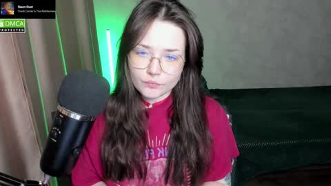 Red online show from December 2, 2024, 7:05 pm