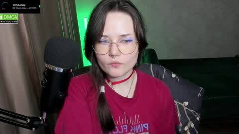 Red online show from December 5, 2024, 9:50 pm