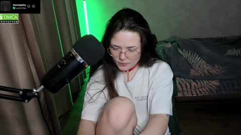 Red online show from December 8, 2024, 9:41 pm