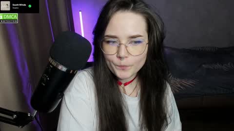 Red online show from December 9, 2024, 11:03 pm