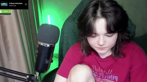 Red online show from February 21, 2026, 8:43 pm