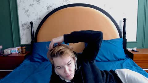 HellDollz  online show from October 13, 2025, 7:41 am