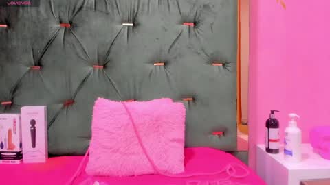 Hellen  online show from January 19, 2025, 11:12 am