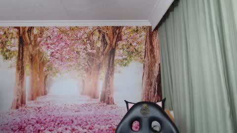 Snapshot of hellen_garcia chatting on January 22, 2025, 7:45 pm Hellen online show from January 22, 2025, 7:45 pm