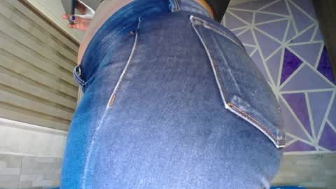 hellen maya online show from April 28, 2026, 9:31 pm