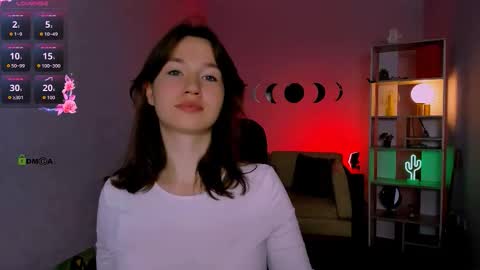 Helli online show from November 4, 2025, 8:52 pm