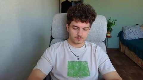 Remy online show from April 3, 2026, 4:32 am