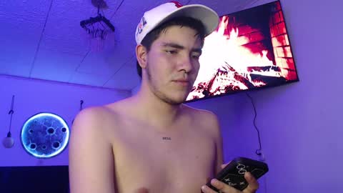 Snapshot of hellmike_ chatting on December 31, 2024, 11:39 pm Call me Mike-----INSTAGRAM hellofmike INDEPENDENT MODEL online show from December 31, 2024, 11:39 pm