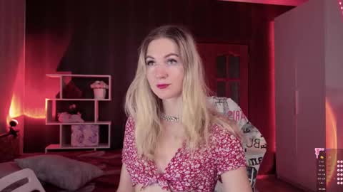 Snapshot of hello_lisha chatting on September 26, 2025, 8:18 am Alisia Monday to Friday from 10 am to 4 pm GMT 2 online show from September 26, 2025, 8:18 am
