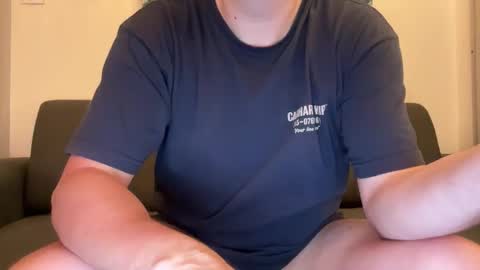 hellohowareyou66 online show from May 27, 2026, 9:56 pm