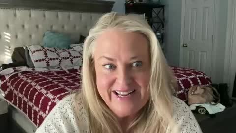 Hunnys Hive online show from January 27, 2025, 8:17 pm