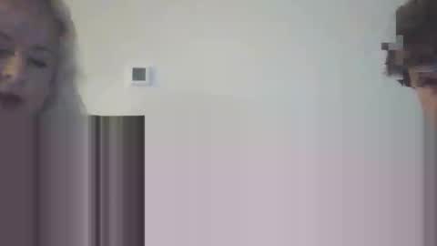 Hunnys Hive online show from November 13, 2025, 1:59 am