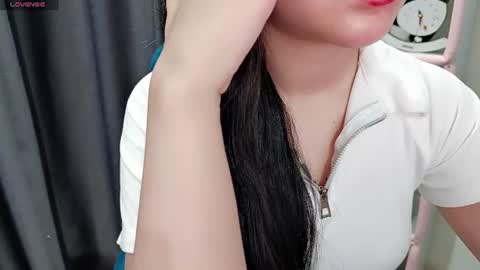 hellokitty_sexy online show from July 1, 2026, 1:29 am