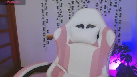 hellokitty_valery1 online show from July 23, 2026, 3:26 am