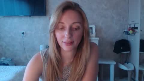 Snapshot of hellokittykaty chatting on November 14, 2025, 6:45 am Victory online show from November 14, 2025, 6:45 am