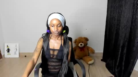 Sandy online show from March 1, 2025, 2:04 am