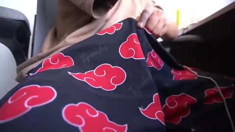 Owner of your wallet  online show from October 24, 2025, 6:59 pm