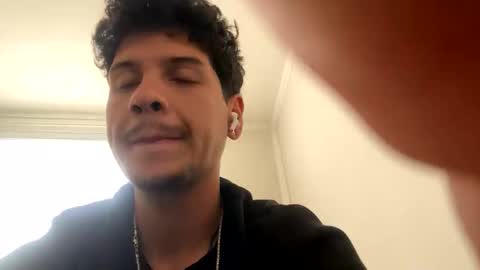 Snapshot of helpmepleasech chatting on November 7, 2025, 3:12 pm helpmepleasech online show from November 7, 2025, 3:12 pm