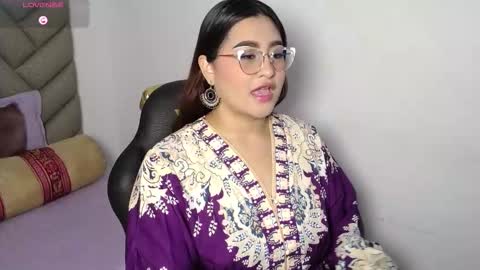 Snapshot of heluejamil chatting on October 30, 2025, 2:07 pm Zahira online show from October 30, 2025, 2:07 pm