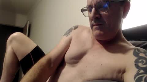 hempie1973 online show from September 25, 2025, 11:14 am